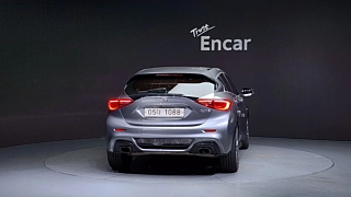 INFINITI Q30 2017