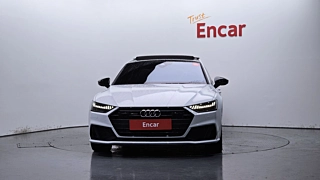 AUDI A7 4K 2023