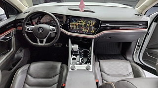 VOLKSWAGEN TOUAREG 2020
