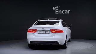 JAGUAR XE 2016