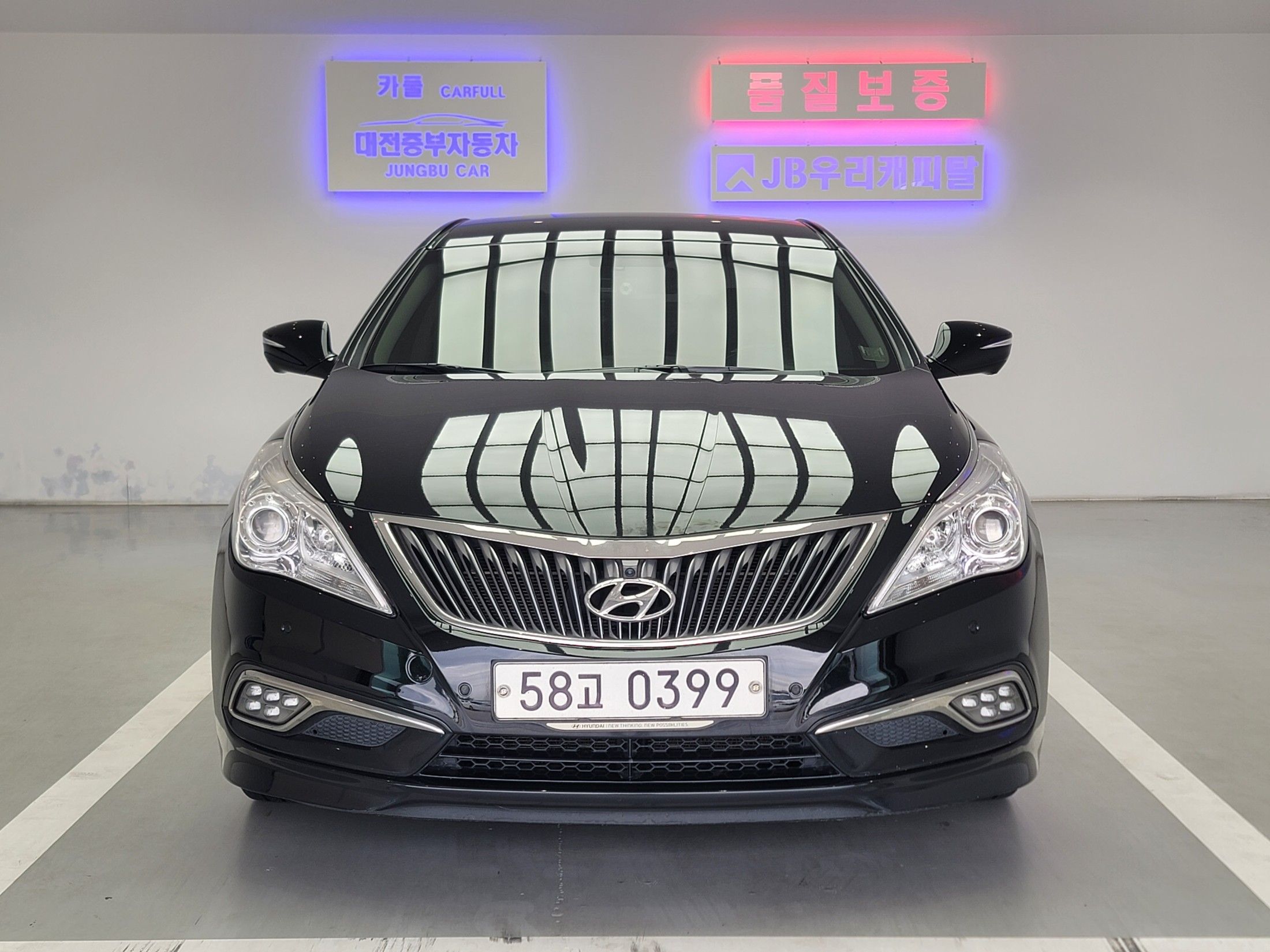 HYUNDAI GRANDEUR HG 2016