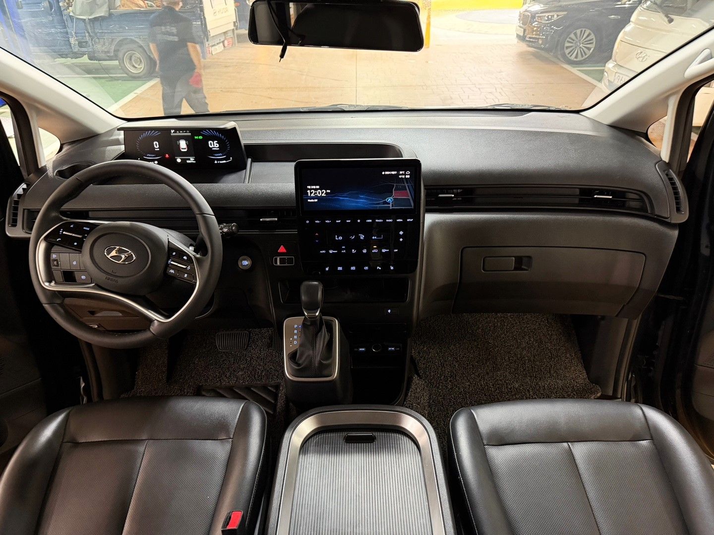 HYUNDAI STARIA 2022