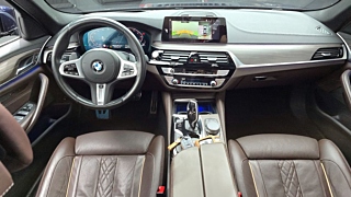 BMW 5-SERIES G30 2019