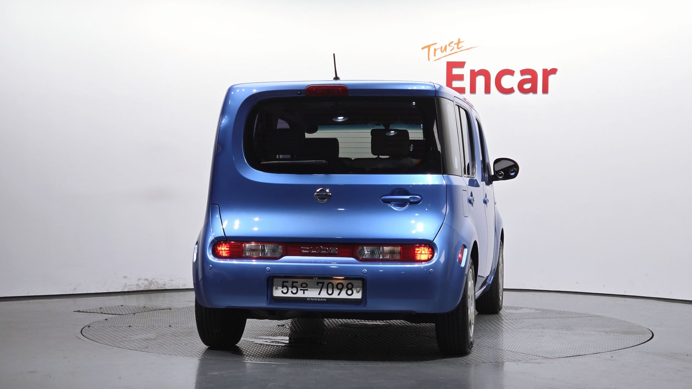 NISSAN CUBE 2012