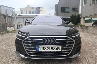 AUDI A8 D5 2019