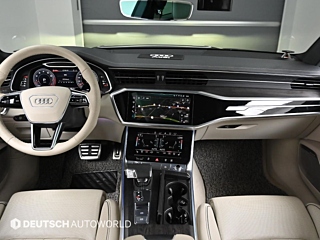 AUDI A7 4K 2020