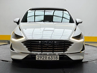 HYUNDAI SONATA DN8 2019