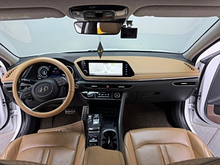 HYUNDAI SONATA DN8 2019