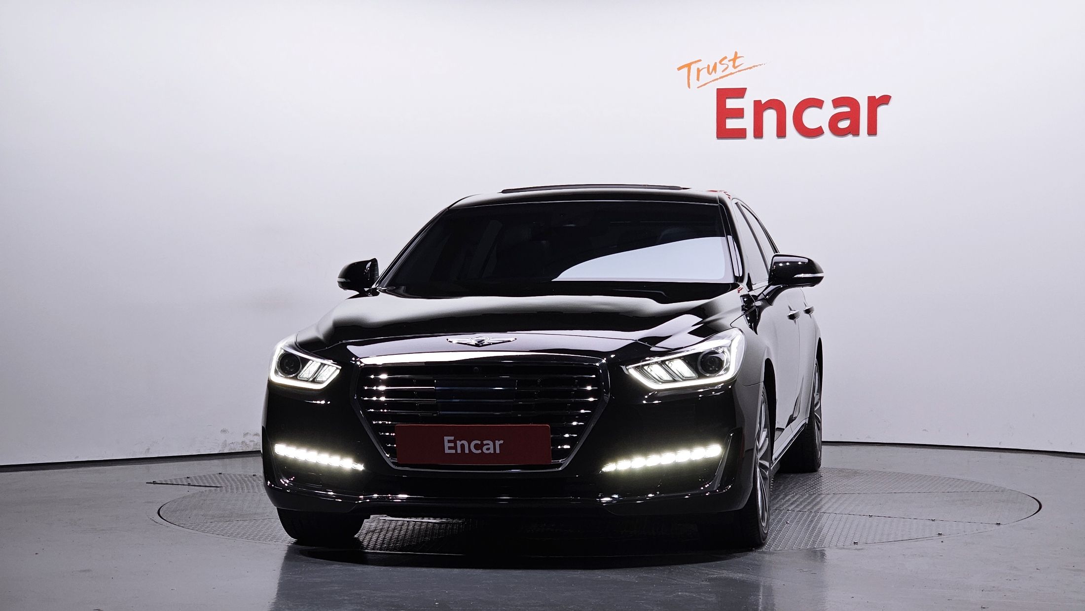 GENESIS EQ900 2017