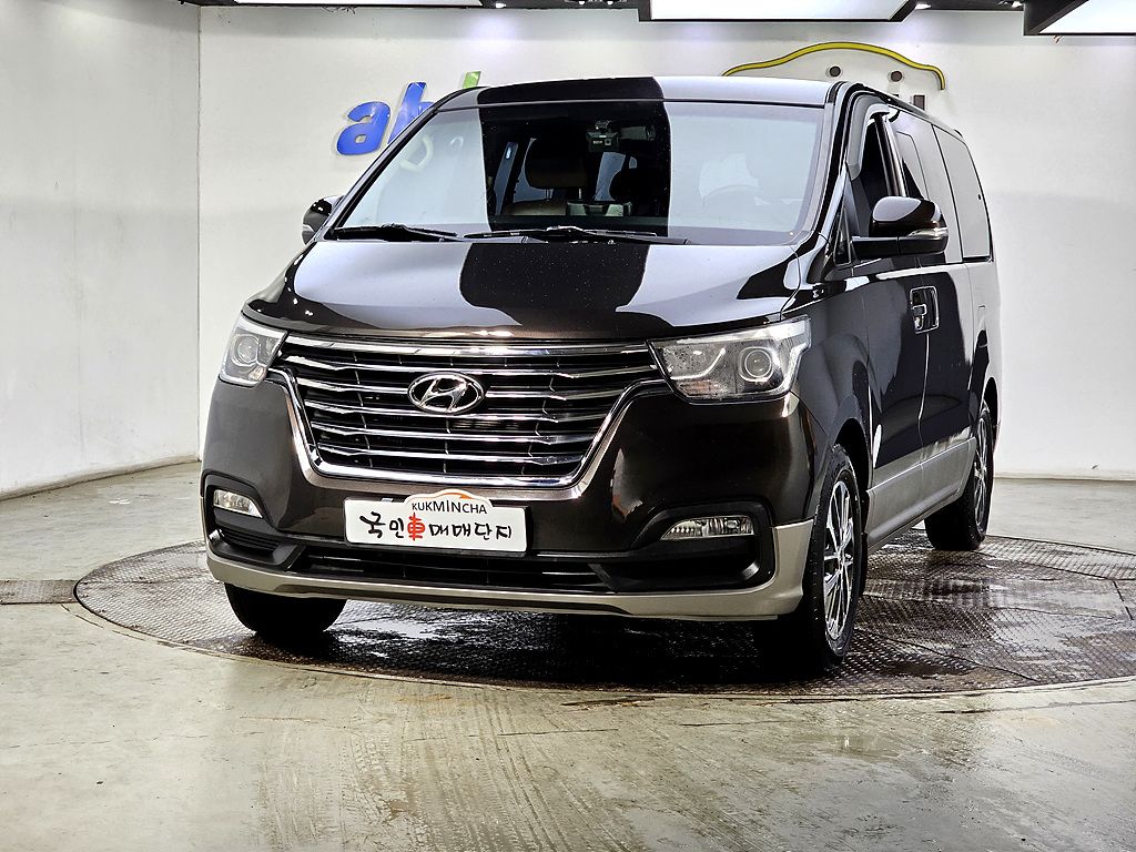 HYUNDAI STAREX GRAND 2018