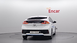 HYUNDAI IONIQ HYBRID 2018