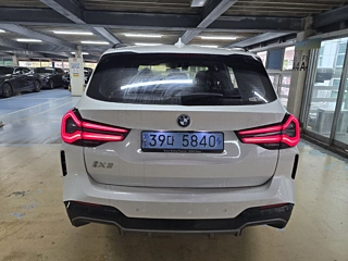 BMW IX3 2022