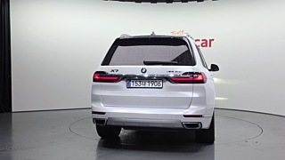 BMW X7 G07 2020