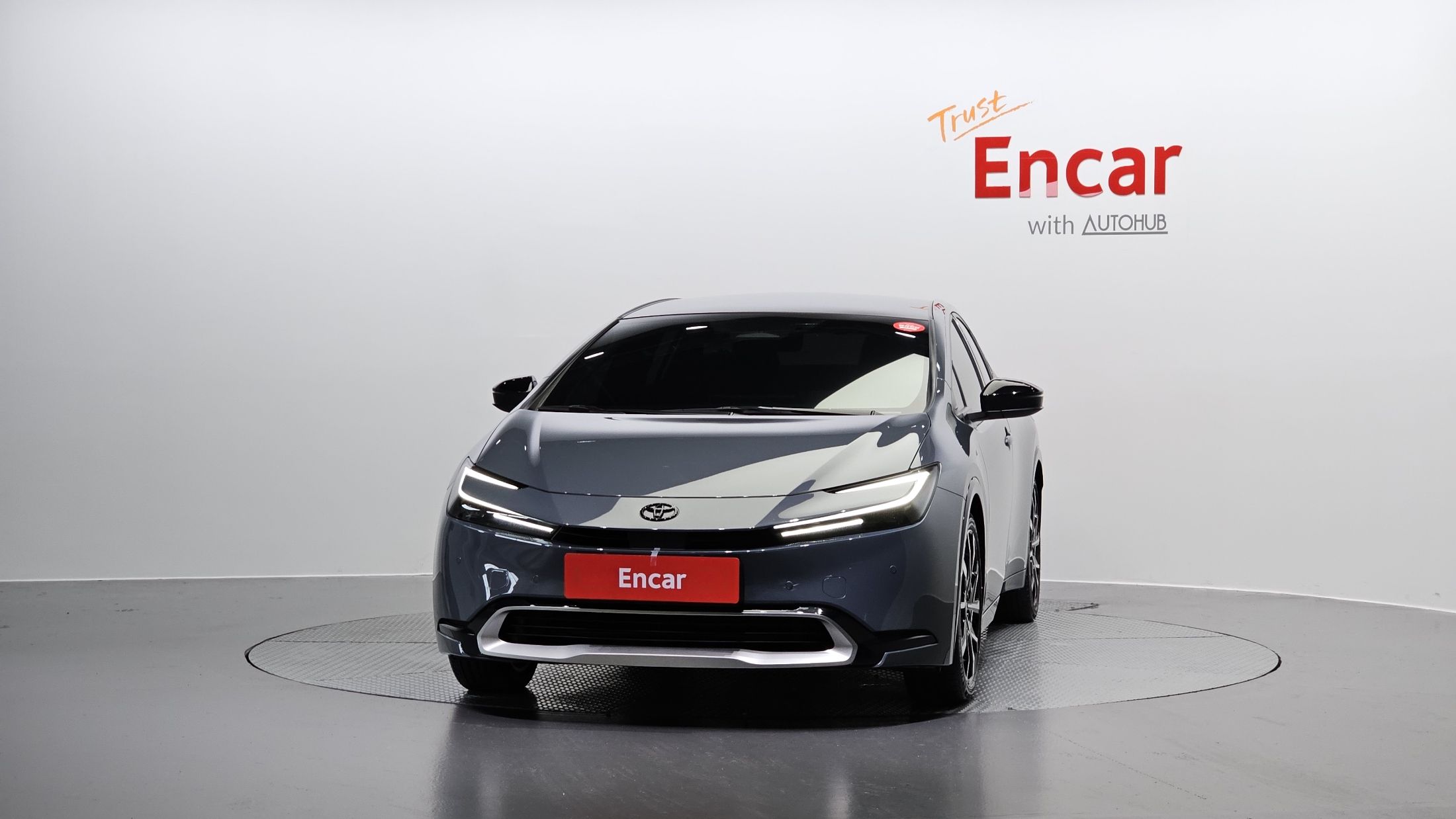 TOYOTA PRIUS 2024