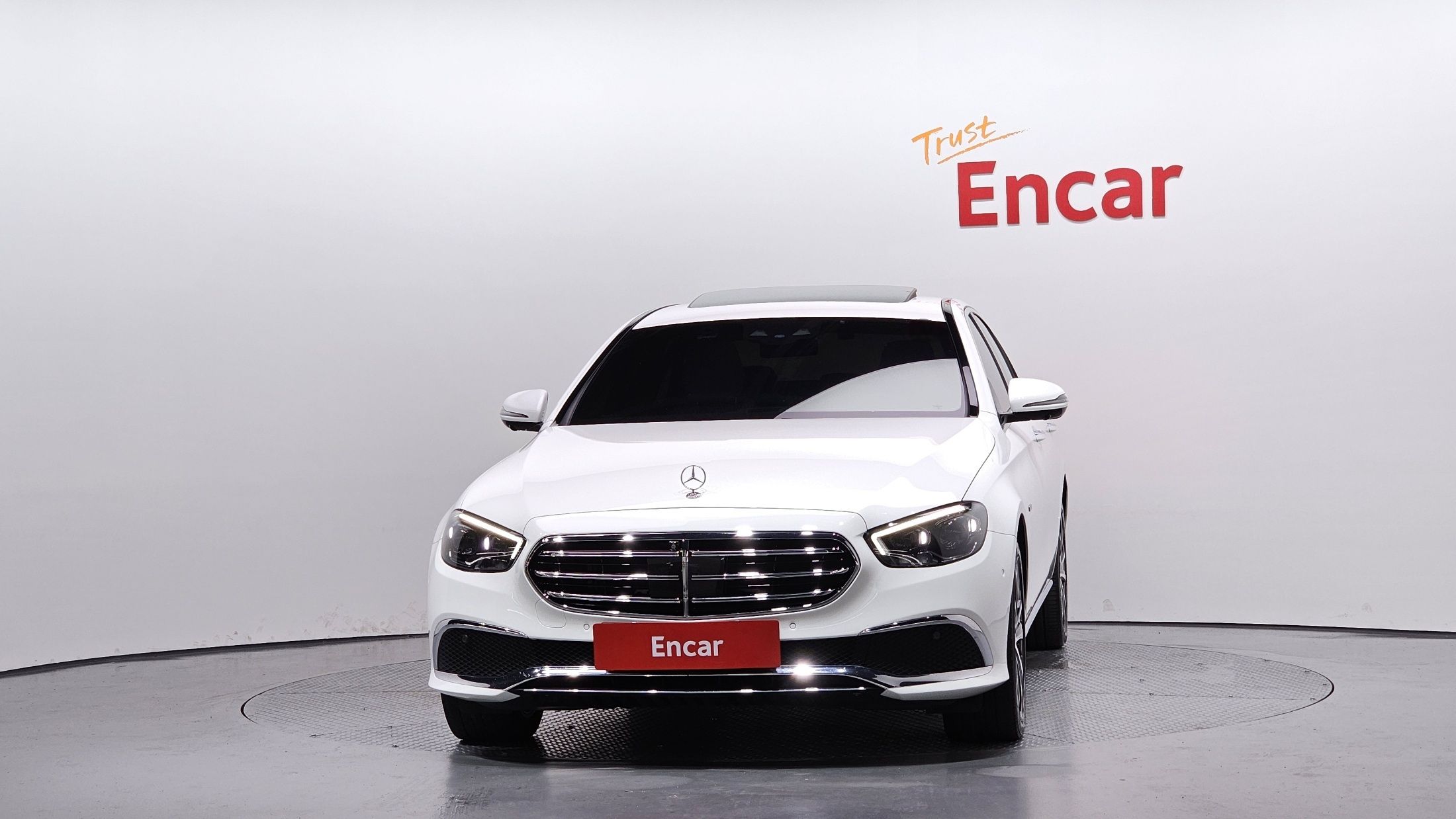 MERCEDES BENZ E-CLASS W213 2021