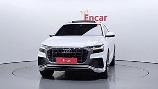 AUDI Q8 4M 2021