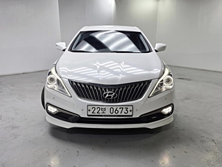 HYUNDAI GRANDEUR HG 2016