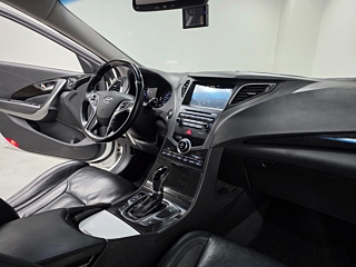 HYUNDAI GRANDEUR HG 2016