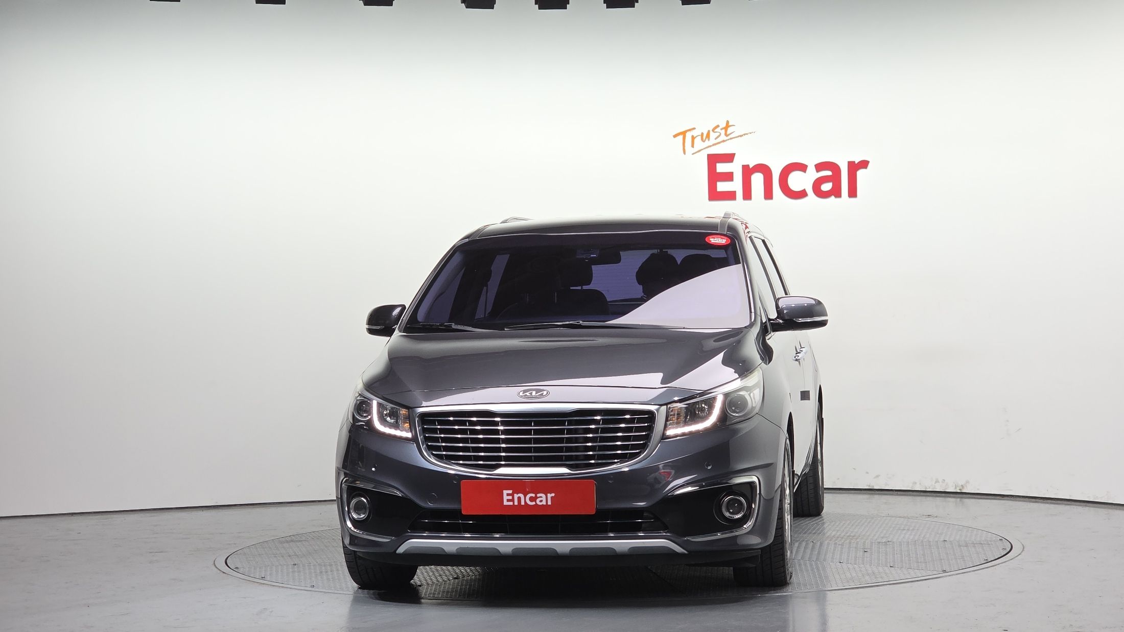 KIA CARNIVAL 2015