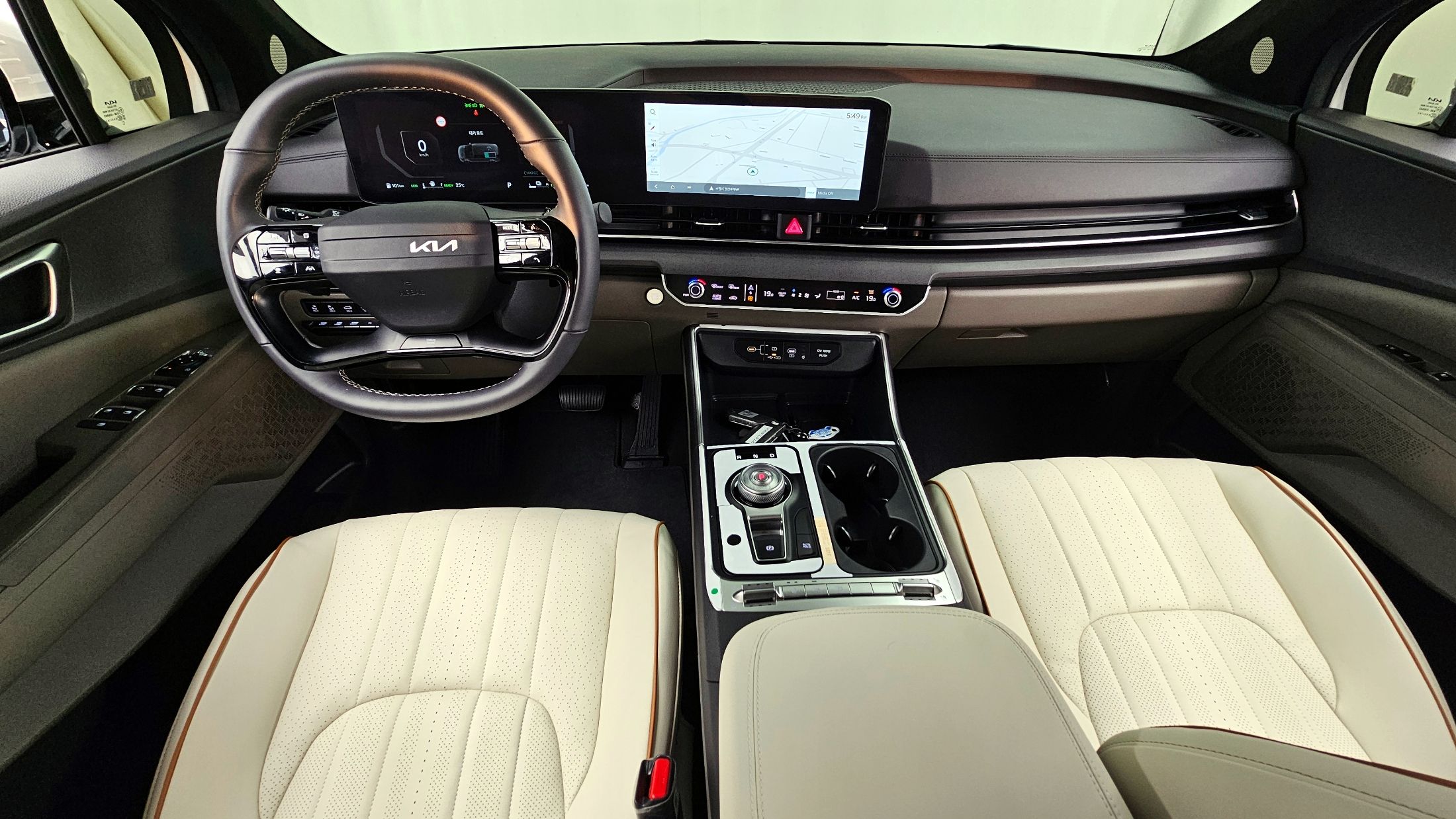 KIA CARNIVAL 2025