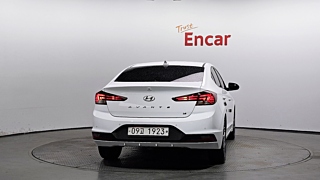 HYUNDAI AVANTE AD 2018