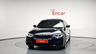 BMW 5-SERIES G30 2019
