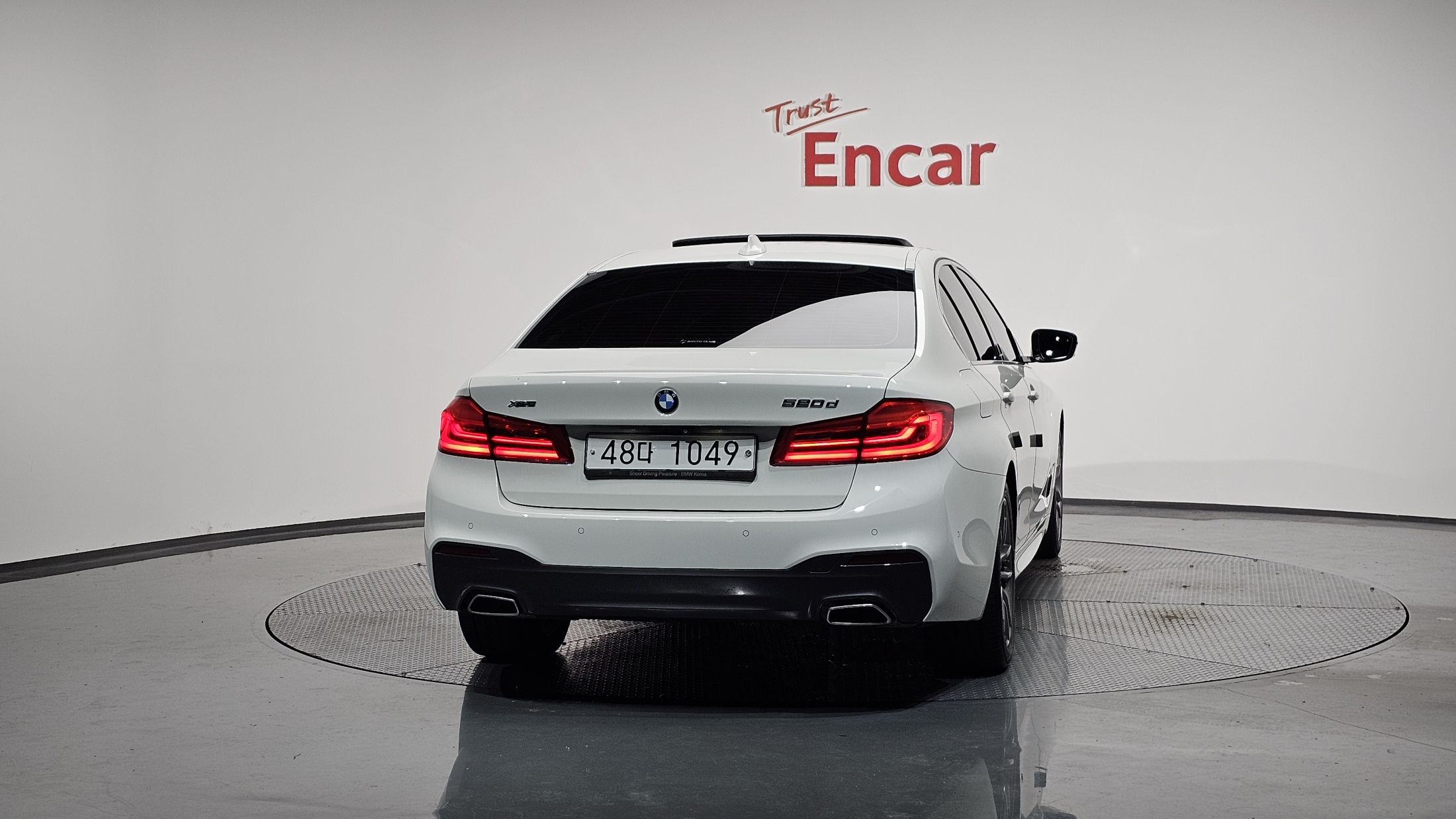 BMW 5-SERIES G30 2019