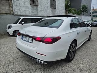 MERCEDES BENZ E-CLASS W214 2024