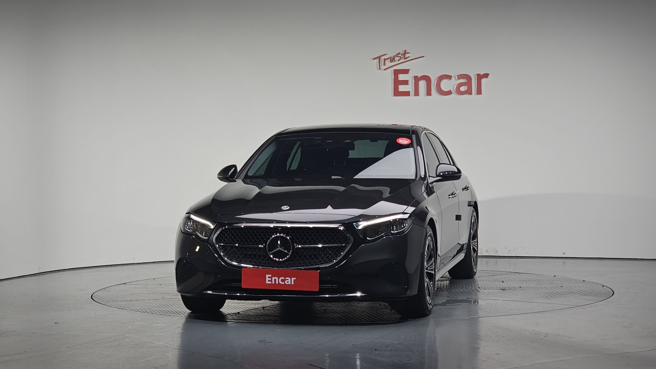 MERCEDES BENZ E-CLASS W214 2024