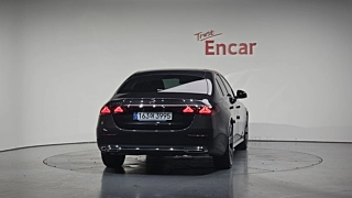MERCEDES BENZ E-CLASS W214 2024