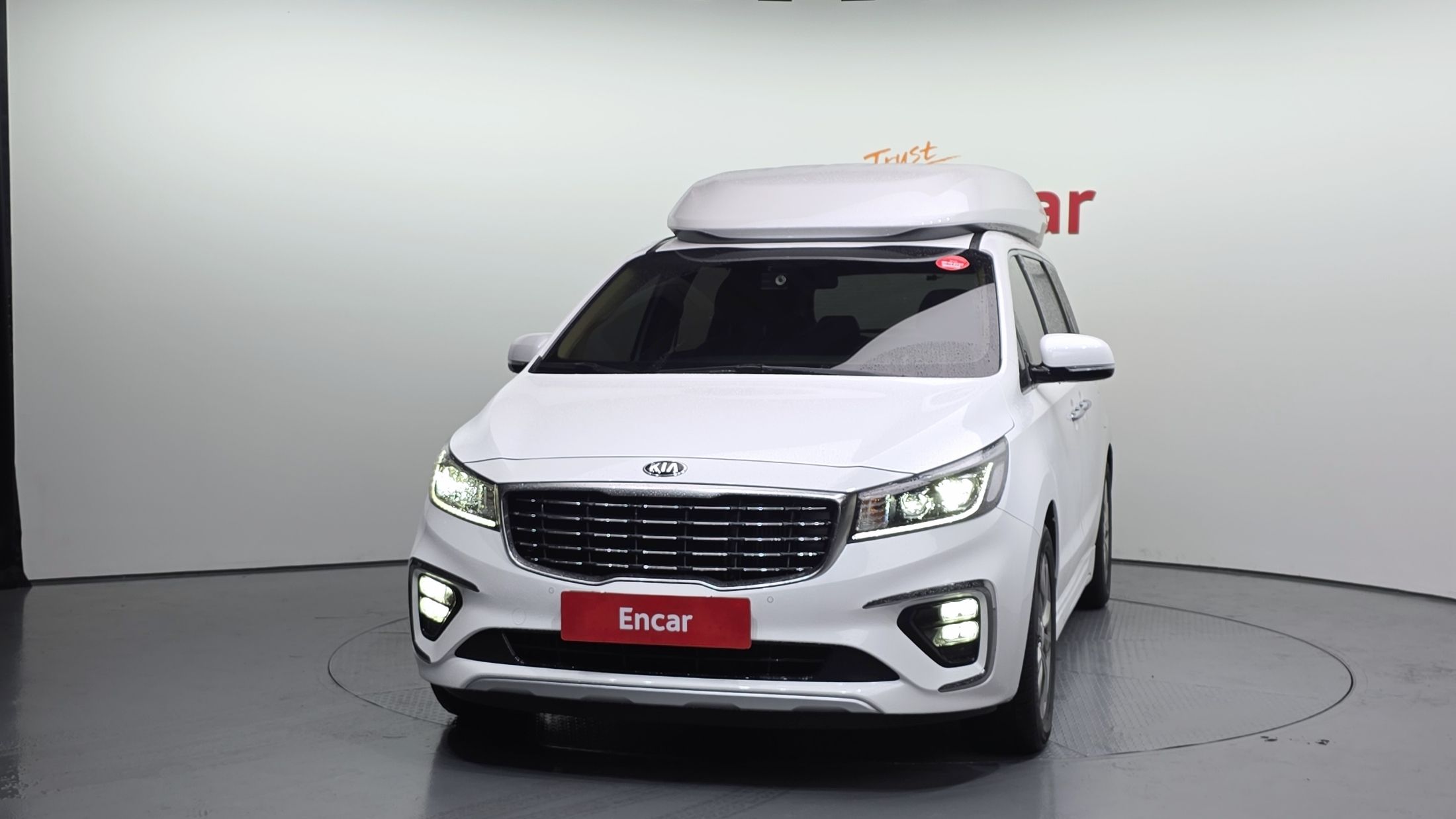 KIA CARNIVAL 2019