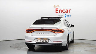 HYUNDAI GRANDEUR IG 2017