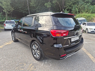 KIA CARNIVAL 2019