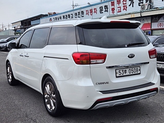 KIA CARNIVAL 2014