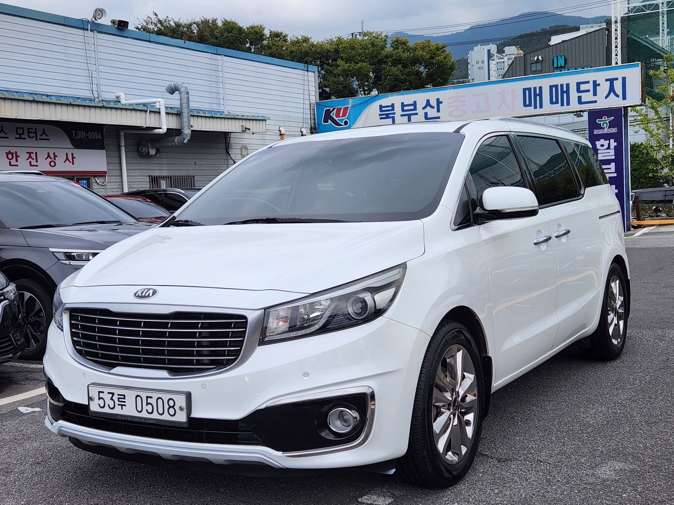 KIA CARNIVAL 2014