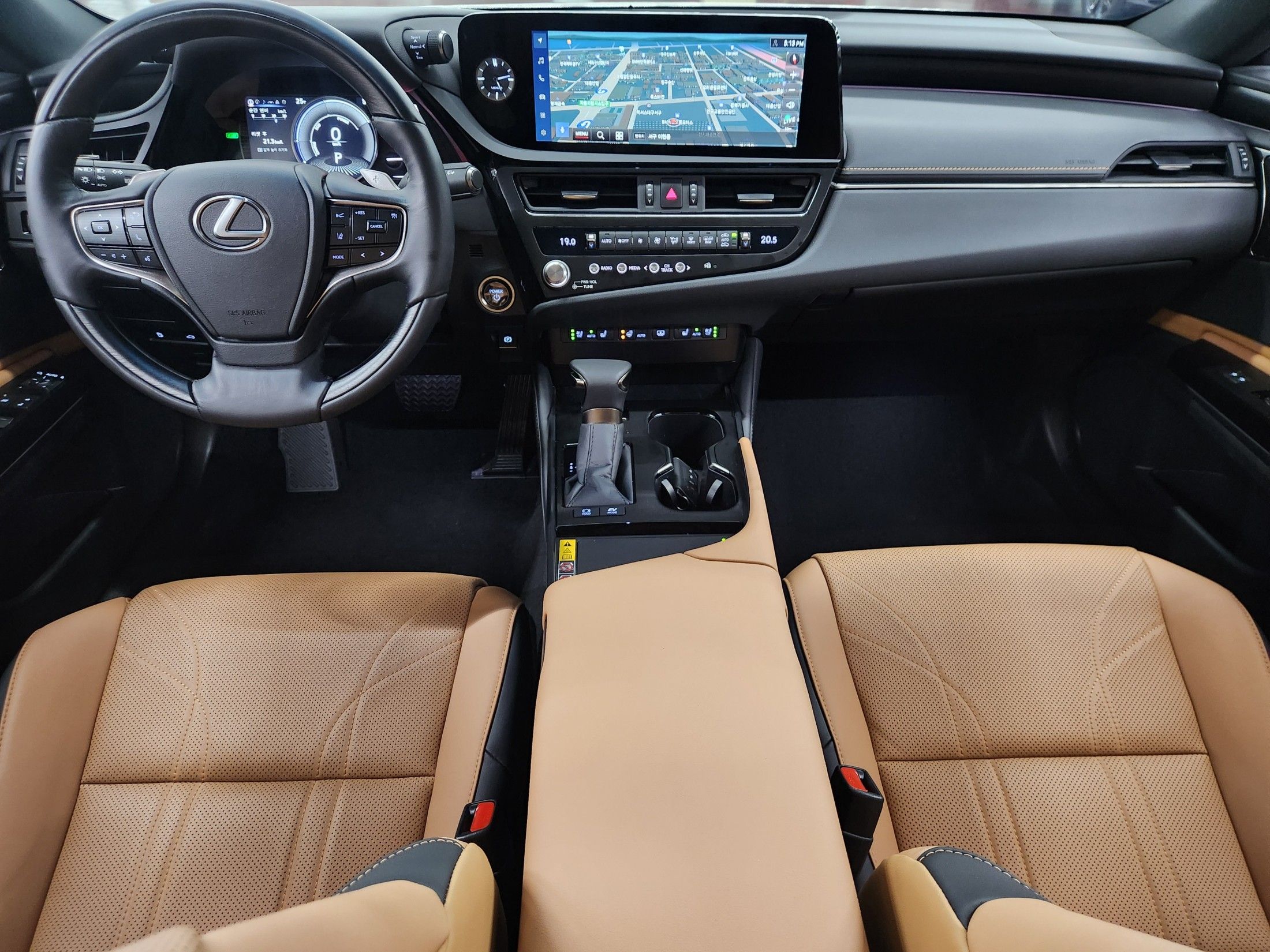 LEXUS ES300H 2025