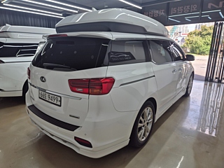 KIA CARNIVAL 2019