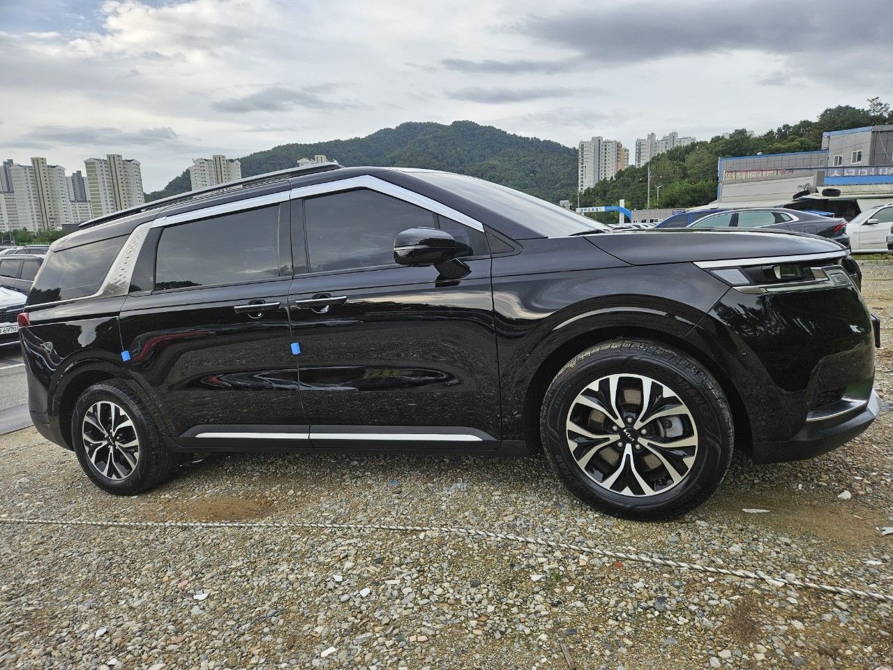 KIA CARNIVAL 2022