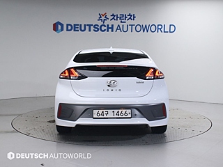 HYUNDAI IONIQ HYBRID 2019