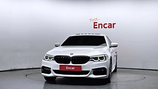 BMW 5-SERIES G30 2017