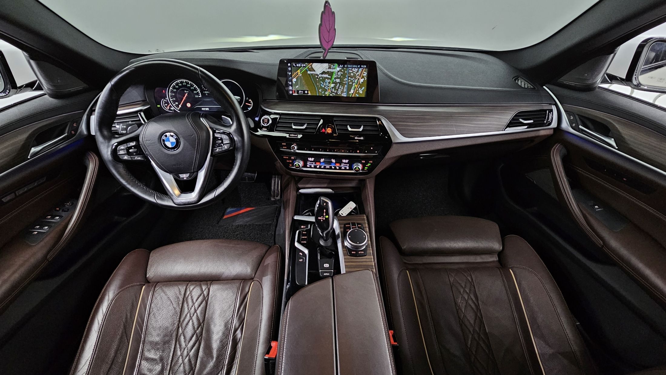 BMW 5-SERIES G30 2017