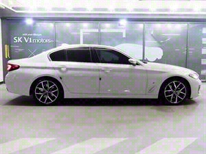 BMW 5-SERIES G30 2020