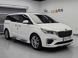 KIA CARNIVAL 2018