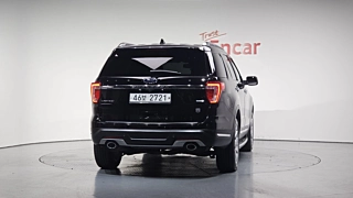 FORD EXPLORER 2018