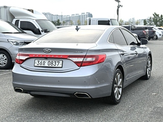 HYUNDAI GRANDEUR HG 2016