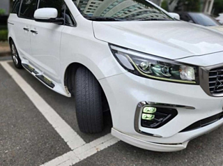 KIA CARNIVAL 2018