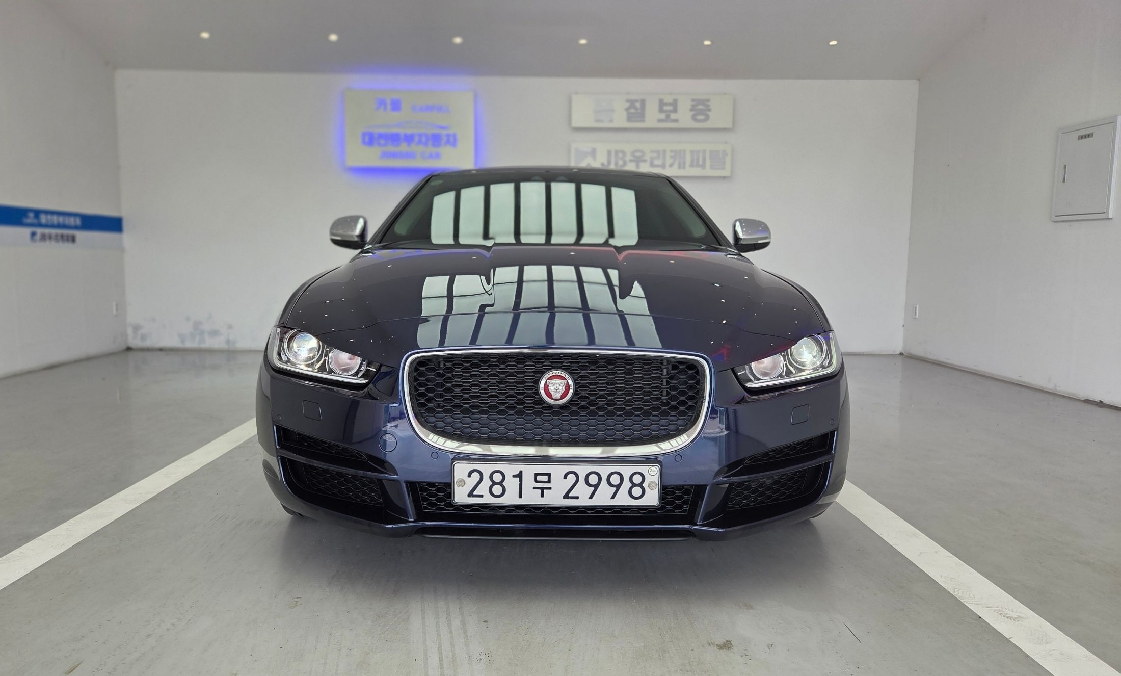 JAGUAR XE 2019