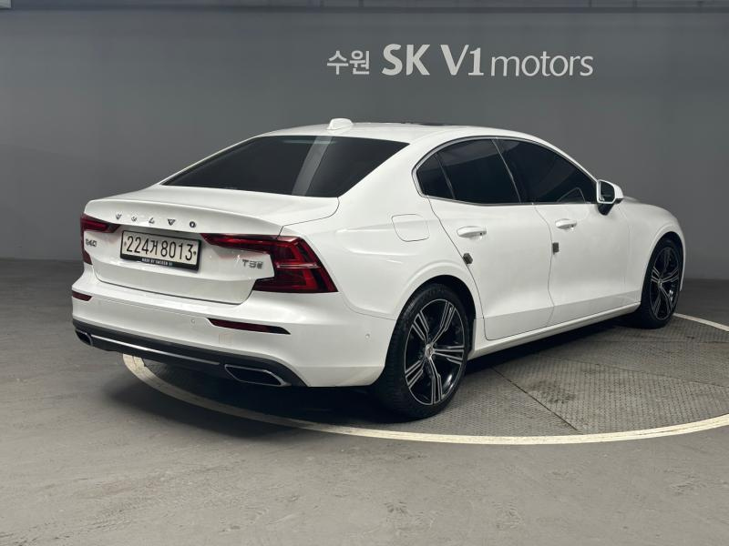 VOLVO S60 2019