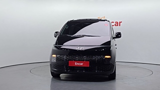 HYUNDAI STARIA 2023