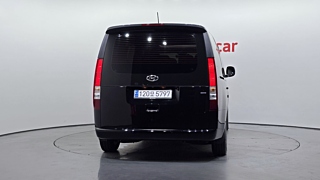 HYUNDAI STARIA 2023